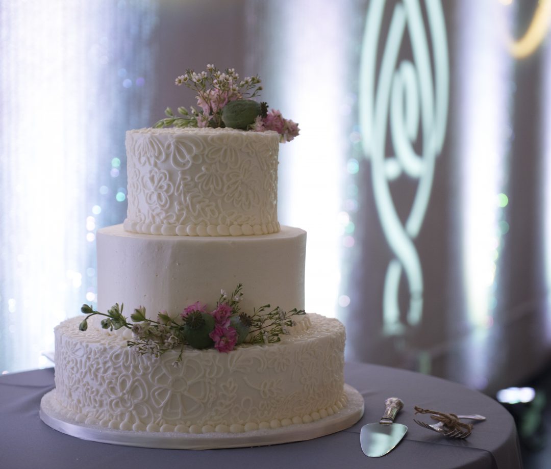 AZ Sound Pro Wedding Services Cake